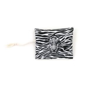 Kattenspeelgoed met tijgerprint - uit sterke bio-katoenen stof - duurzaam - wasbaar en hervulbaar - gevuld met bio-catnip en plastiekvrije vulling - Gemaakt in België